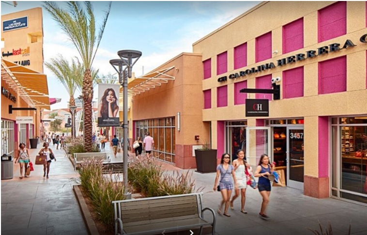 Top 5 Popular Shopping Destinations of Vegas Bargain-shopping-in-Vegas