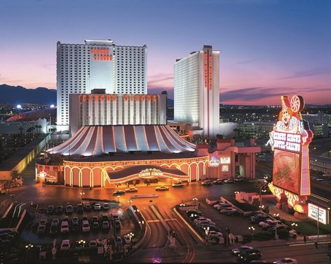 Top 8 Family Vacations in America Circus Circus (Las Vegas)