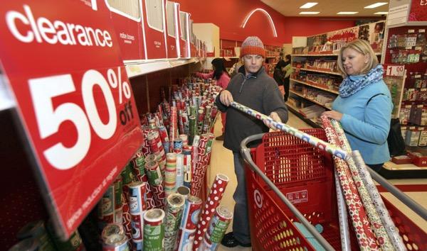 Best Ways To Save During the Holidays Holidays