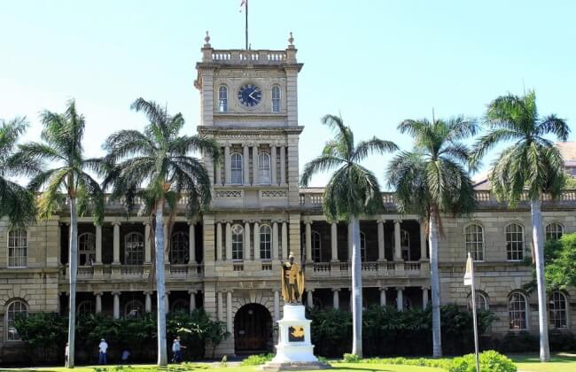 Iolani Palace