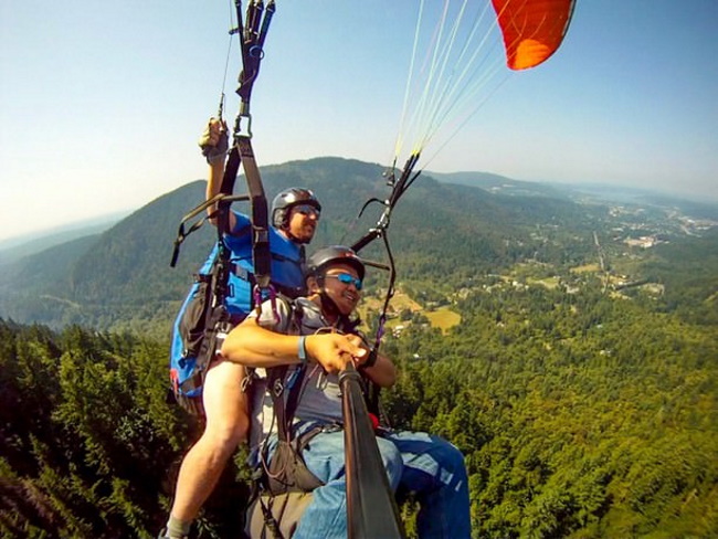 Paraglide from Poo Poo Point