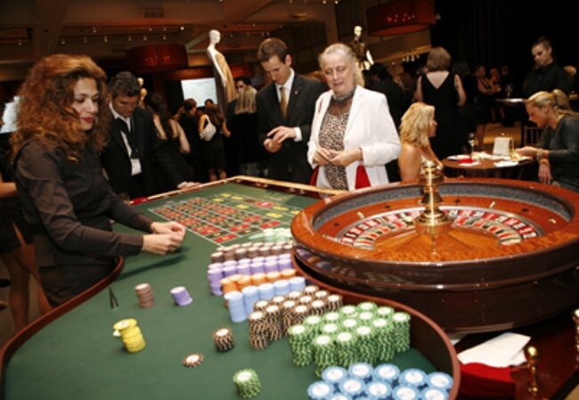 13 Useful Tips for Beginner in Roulette Put your chips on top of the others