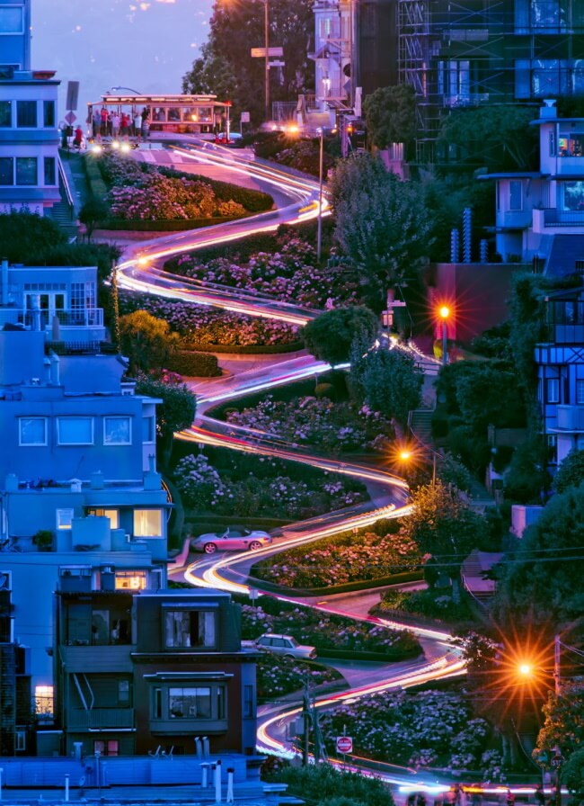 Take a Cable Car to Lombard Street 1