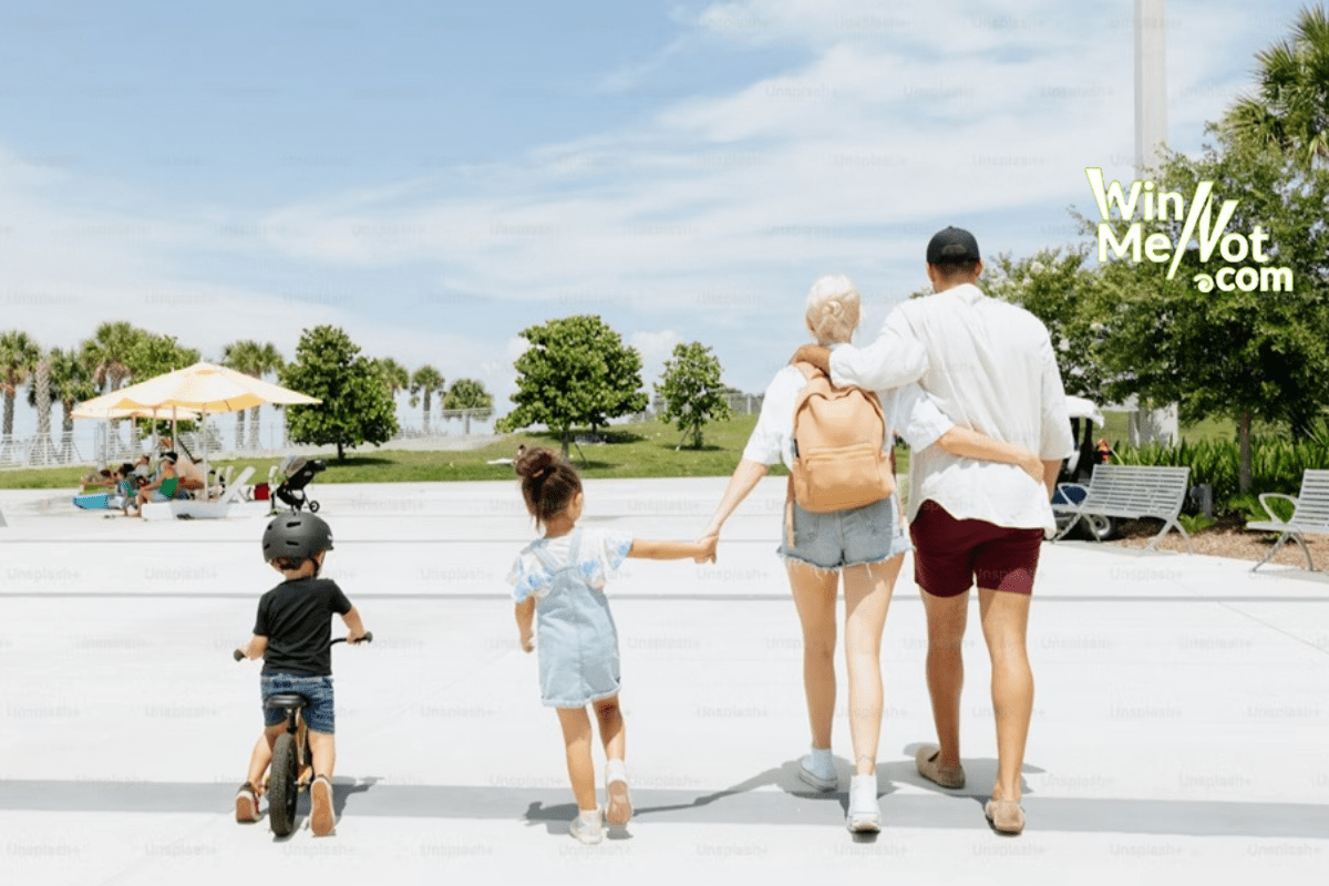 Top 8 Travel Apps to Save Time and Money Travel Apps To Save Time and Money