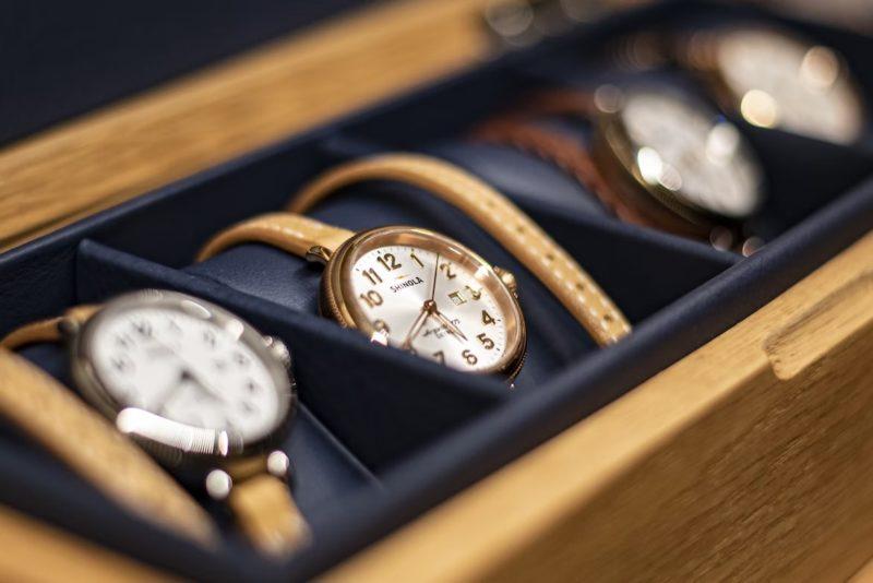 11 Best Holiday Gifts Ideas For Everyone Watches as gift